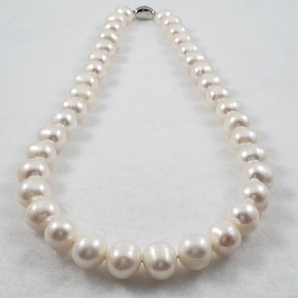 REAL - 11mm Pearl Necklace - Picture 2 of 8